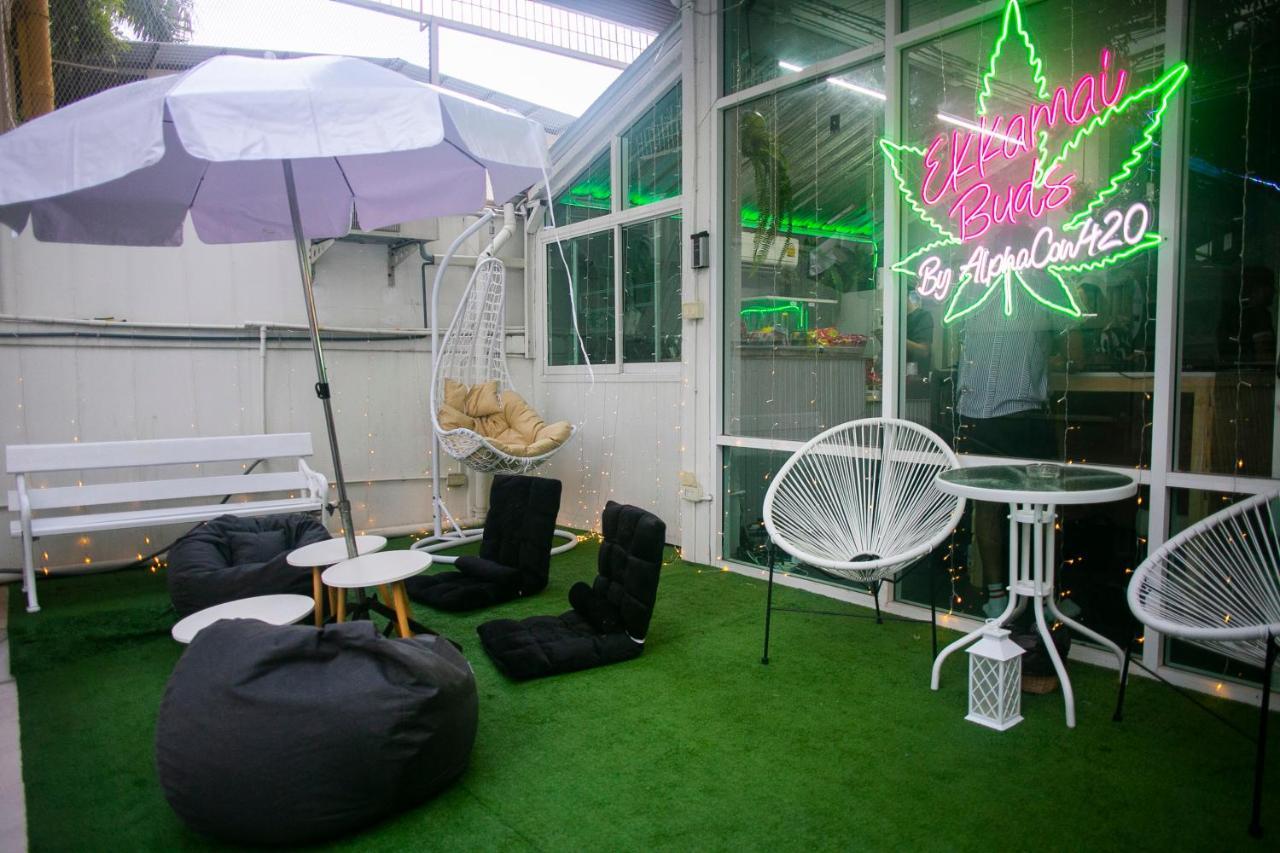420 Hostel - Ekkamai Buds & Beds Bangkok Zewnętrze zdjęcie