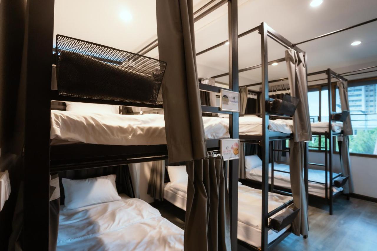 420 Hostel - Ekkamai Buds & Beds Bangkok Zewnętrze zdjęcie
