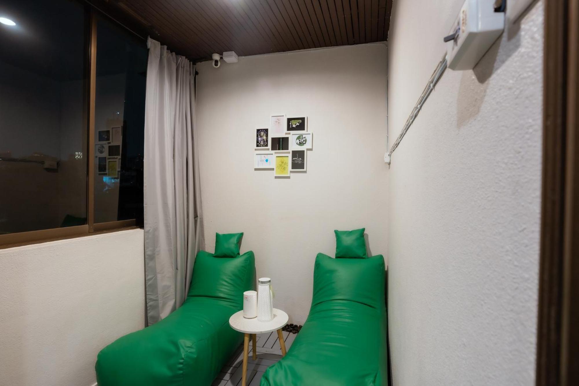 420 Hostel - Ekkamai Buds & Beds Bangkok Zewnętrze zdjęcie